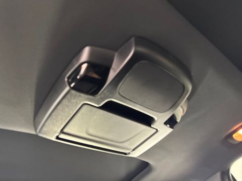 Used 2022 Honda Pilot Black Edition image 28