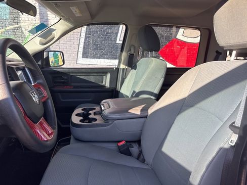 Used 2017 RAM 1500 Express image 11