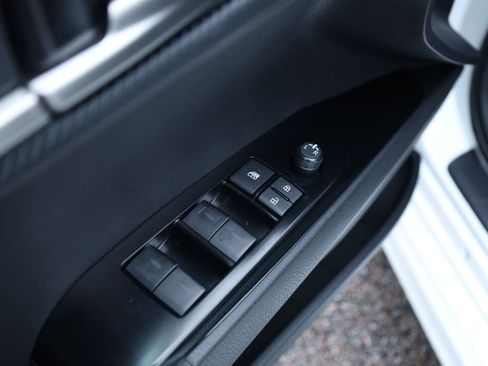 Used 2025 Toyota Camry SE image 26