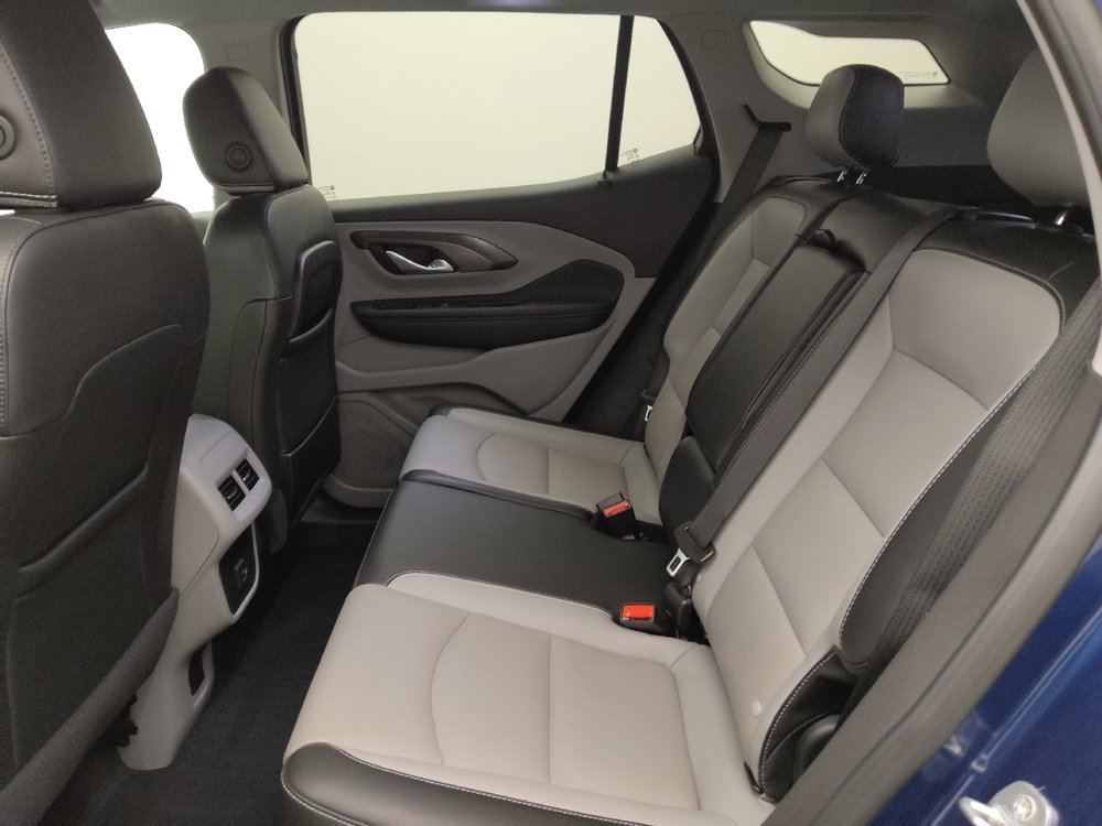 Used 2023 GMC Terrain SLT w/ Tech Package AWD/4WD image 18