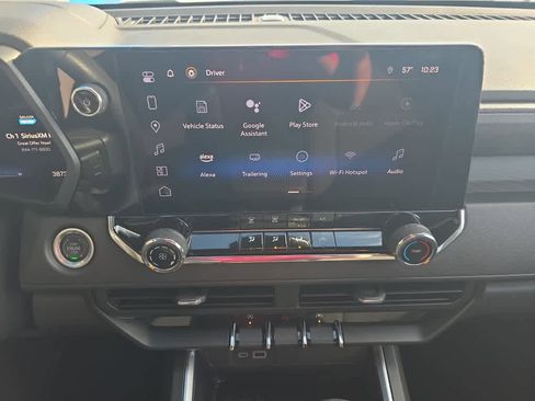 Used 2024 Chevrolet Colorado W/T w/ Safety Package image 10