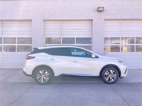 Used 2024 Nissan Murano SV image 1