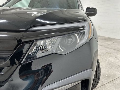 Used 2022 Honda Pilot Sport image 11