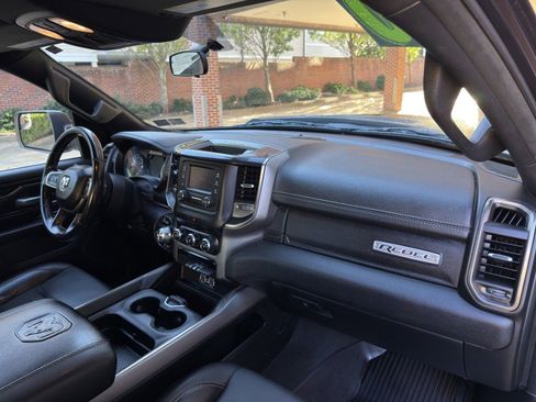Used 2020 RAM 1500 Rebel image 23