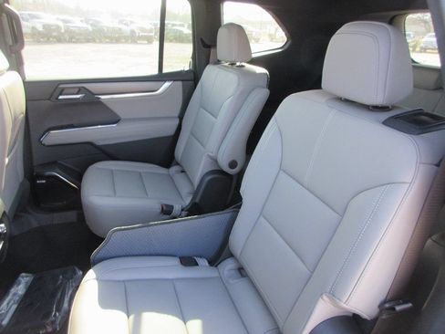 New 2026 GMC Acadia Elevation w/ Super Cruise Package AWD/4WD image 14
