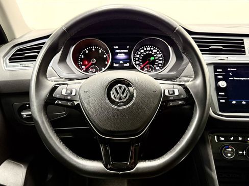 Used 2020 Volkswagen Tiguan S AWD/4WD image 21