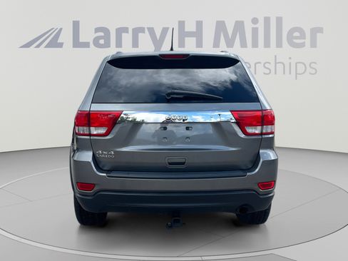 Used 2013 Jeep Grand Cherokee Laredo w/ Laredo E Group AWD/4WD image 4