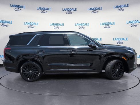 Used 2024 Hyundai Palisade Calligraphy AWD/4WD image 3