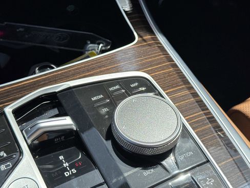 Used 2026 BMW X5 xDrive50e w/ M Sport Package image 23