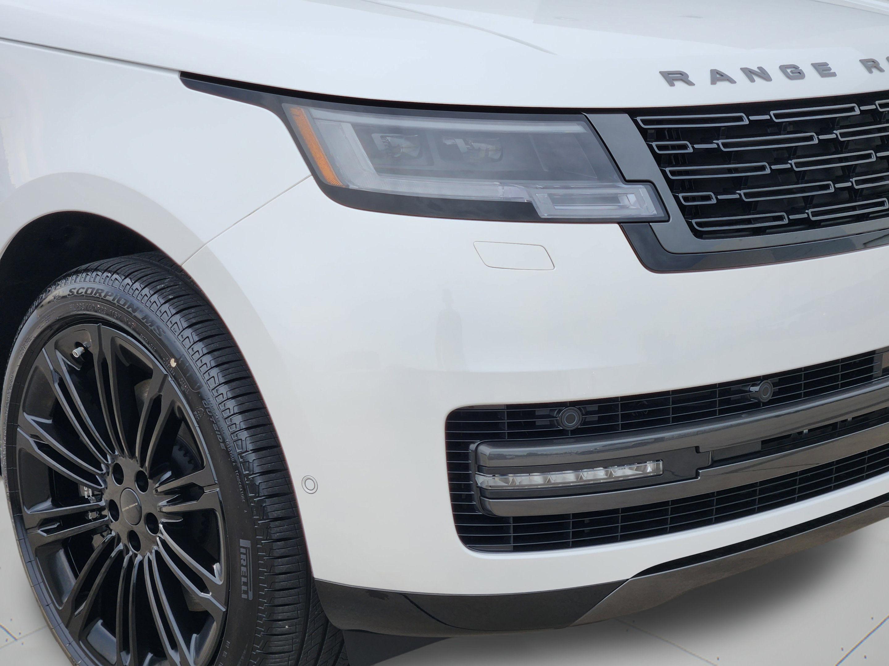 New 2026 Land Rover Range Rover SE AWD/4WD image 30