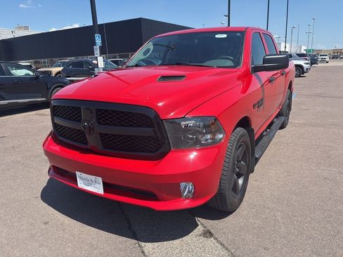 Used 2019 RAM 1500 Express w/ Wheel & Sound Group AWD/4WD image 1
