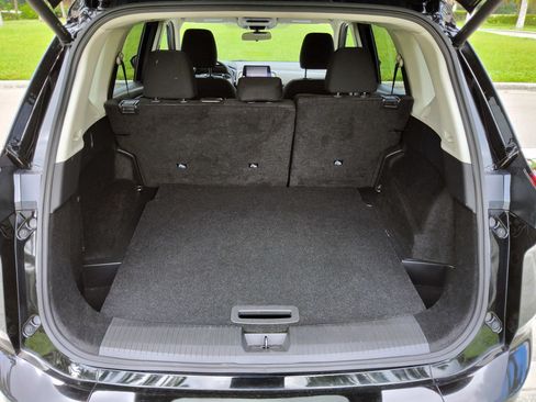 Used 2024 Nissan Rogue SV FWD image 52