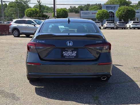 Used 2025 Honda Civic Sport image 6
