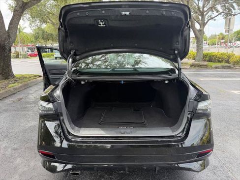 Used 2026 Nissan Sentra SR w/ Floor Mat Package FWD image 17