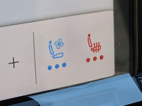 New 2026 Volkswagen Atlas Cross Sport SE image 7