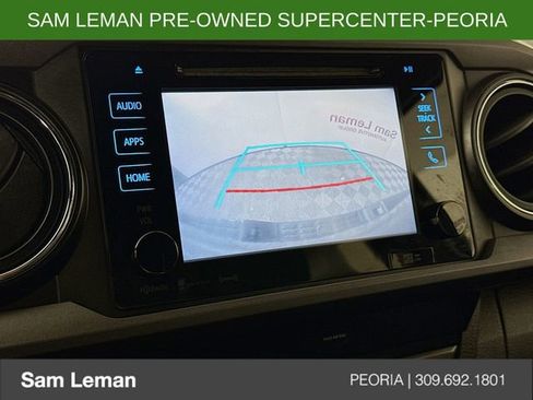 Used 2018 Toyota Tacoma TRD Off-Road image 14