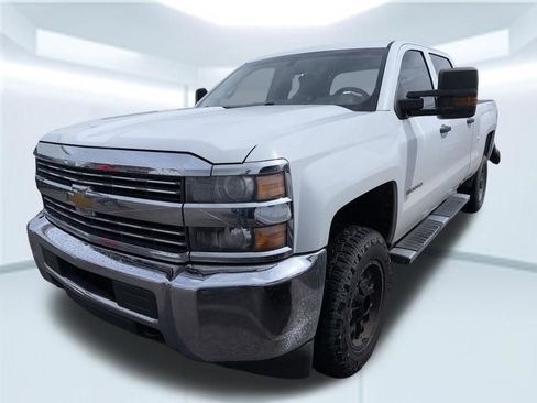 Used 2018 Chevrolet Silverado 2500 W/T w/ WT Convenience Package RWD image 8
