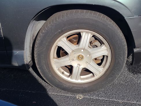 Used 2004 Chrysler Pacifica 2WD image 8