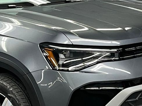 New 2026 Volkswagen Taos S image 38