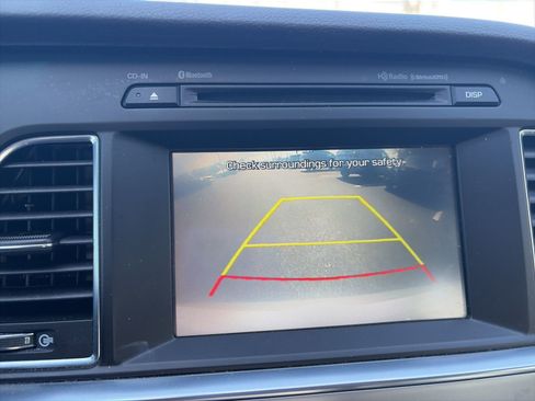 Used 2016 Hyundai Sonata SE image 19