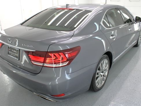 Used 2014 Lexus LS 460 L image 9