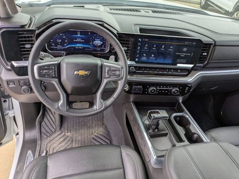 Used 2023 Chevrolet Silverado 1500 LTZ image 13
