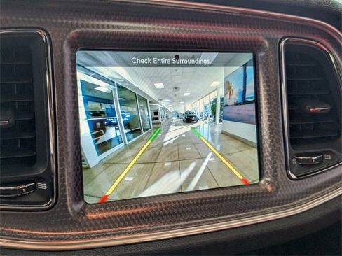 Used 2016 Dodge Challenger SRT Hellcat image 26