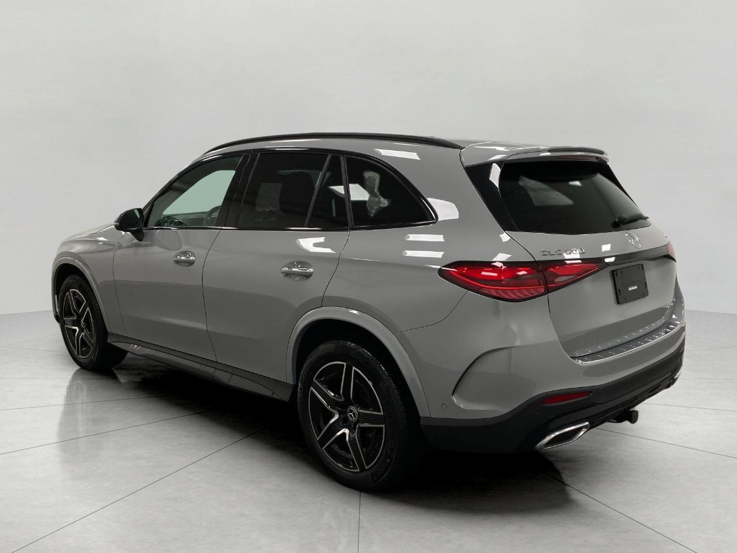 Used 2026 Mercedes-Benz GLC 300 4MATIC image 8
