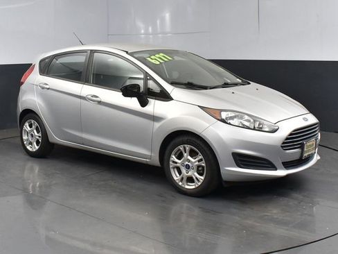 Used 2014 Ford Fiesta SE FWD image 1
