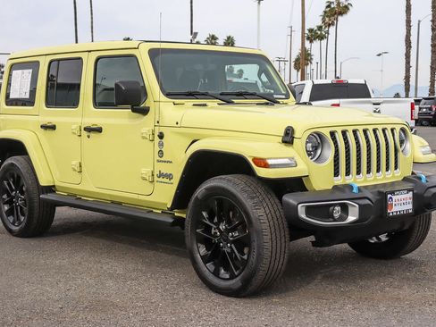 Used 2023 Jeep Wrangler Sahara w/ Cold Weather Group image 3