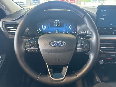 Used 2025 Ford Escape Platinum AWD/4WD image 20