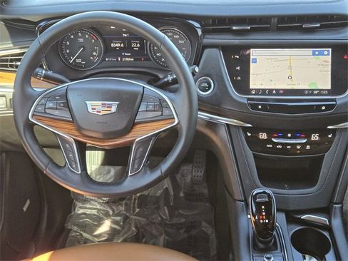 Used 2025 Cadillac XT5 Premium Luxury w/ Technology Package image 28