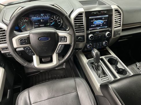 Used 2015 Ford F150 Lariat w/ Equipment Group 502A Luxury AWD/4WD image 15