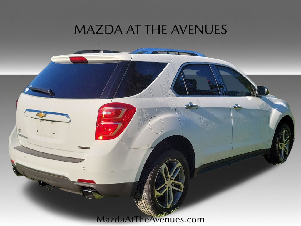 Used 2017 Chevrolet Equinox Premier w/ Enhanced Convenience Package AWD/4WD image 18