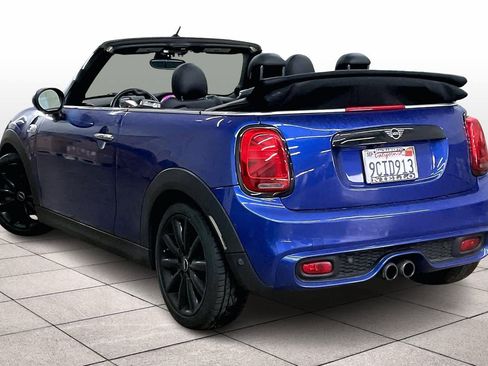 Used 2019 MINI Cooper S w/ Premium Package image 14