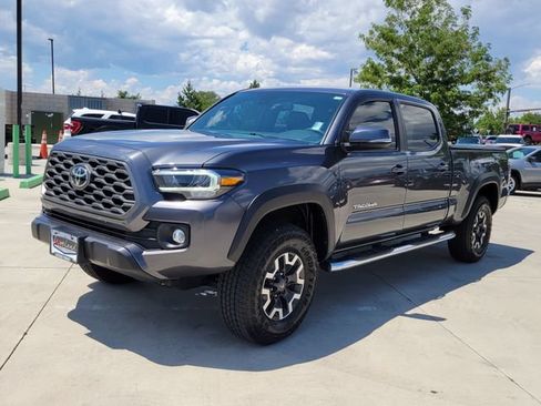 Used 2023 Toyota Tacoma TRD Off-Road AWD/4WD image 4