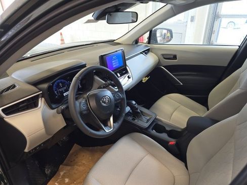 New 2026 Toyota Corolla Cross LE image 10
