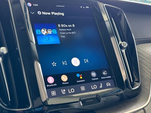 Certified 2023 Volvo XC60 B5 Ultimate AWD/4WD image 17