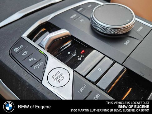 Used 2024 BMW 330i xDrive Sedan w/ Premium Package AWD/4WD image 31