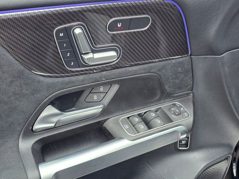 New 2024 Mercedes-Benz GLB 250 image 20