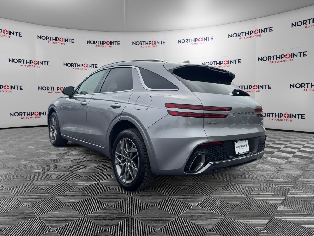 Used 2025 Genesis GV70 2.5T AWD/4WD image 4