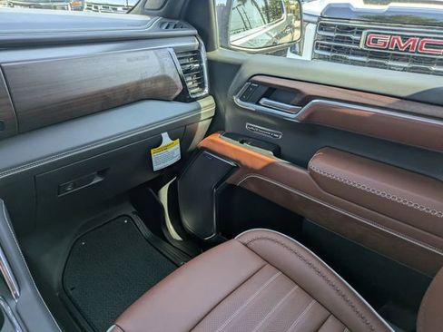 New 2026 GMC Sierra 1500 Denali Ultimate AWD/4WD image 19