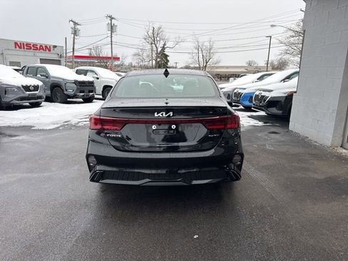 Used 2023 Kia Forte GT-Line image 3