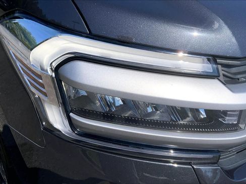 Used 2022 Ford Expedition XLT RWD image 26