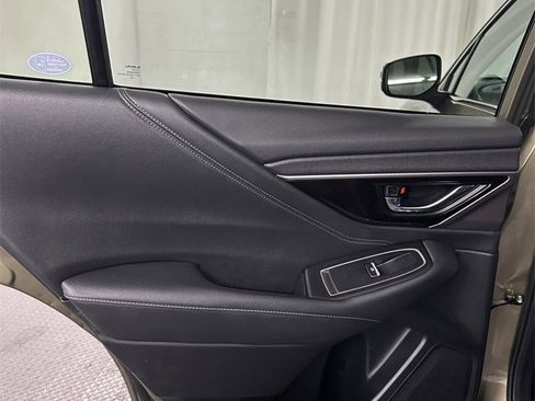 Used 2023 Subaru Outback Limited image 27