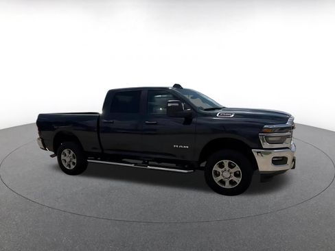 Used 2025 RAM 2500 Big Horn AWD/4WD image 15