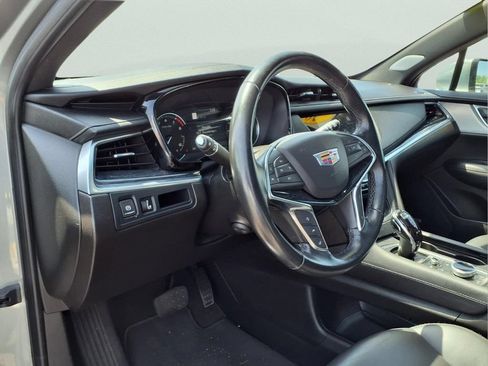 Used 2023 Cadillac XT5 Premium Luxury AWD/4WD image 9