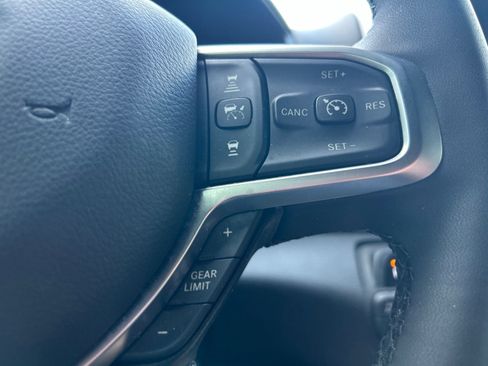 Used 2025 RAM 1500 Big Horn AWD/4WD image 15