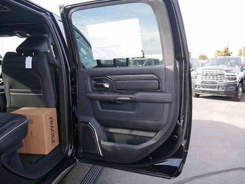 New 2026 RAM 3500 Limited image 31