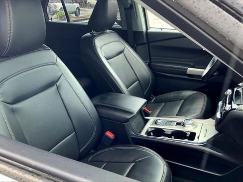 Certified 2023 Ford Explorer Limited image 41
